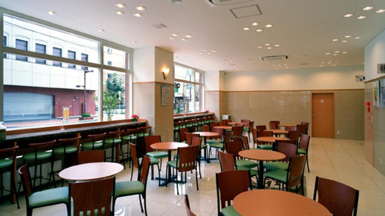 Toyoko Inn Takasaki Eki Nishi Guchi No 1 Exterior foto